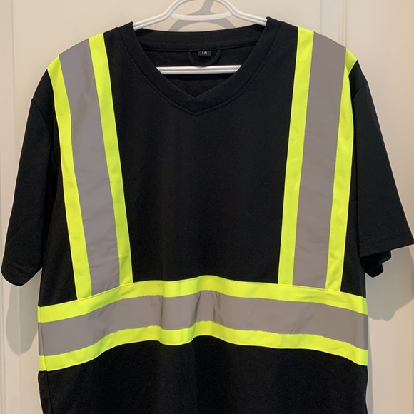 NWOT. Forcefield shirt for men - Picture 2 of 6